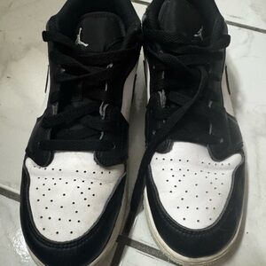 Jordan Black and White Athletic Shoes